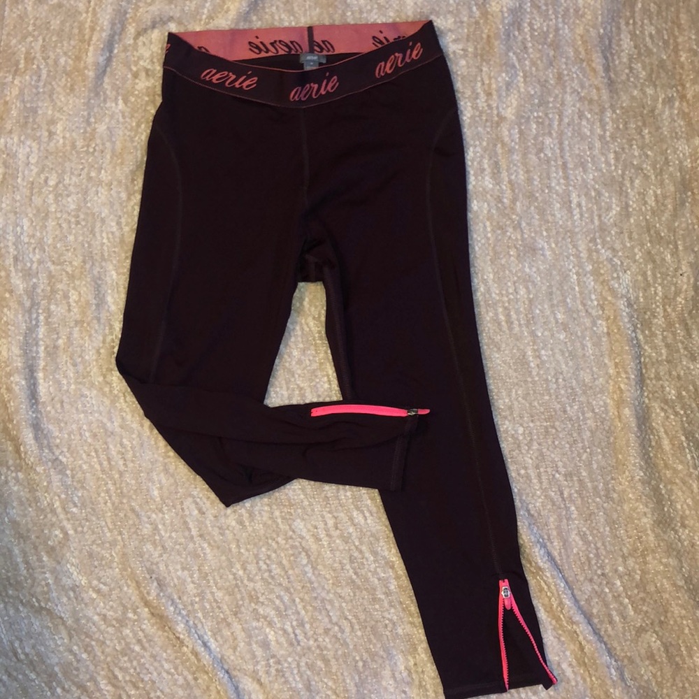 Aerie Maroon 3/4 Leggings Size M